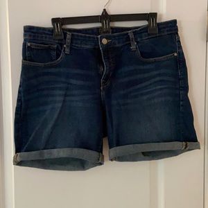 Gap 5’’ Denim Shorts